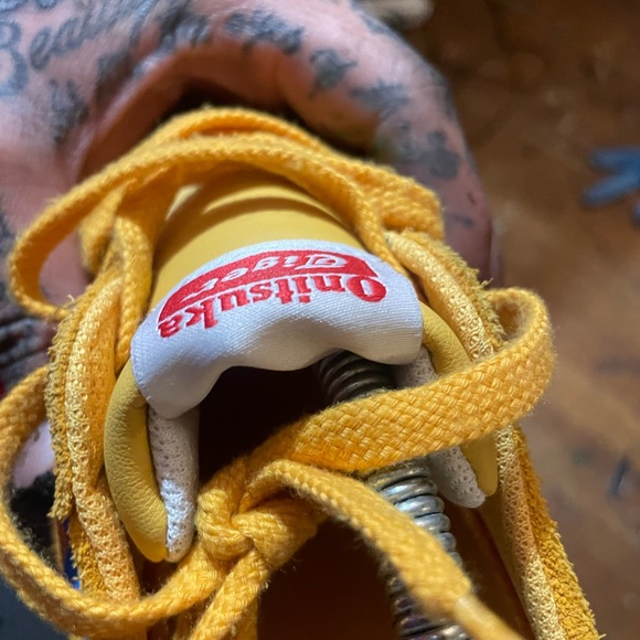 Anitizuku Ascics sneakers 🥶 - Picture 4 of 7